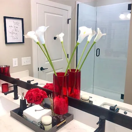Popular Downtown Atlanta Condo With Free Gated Parking